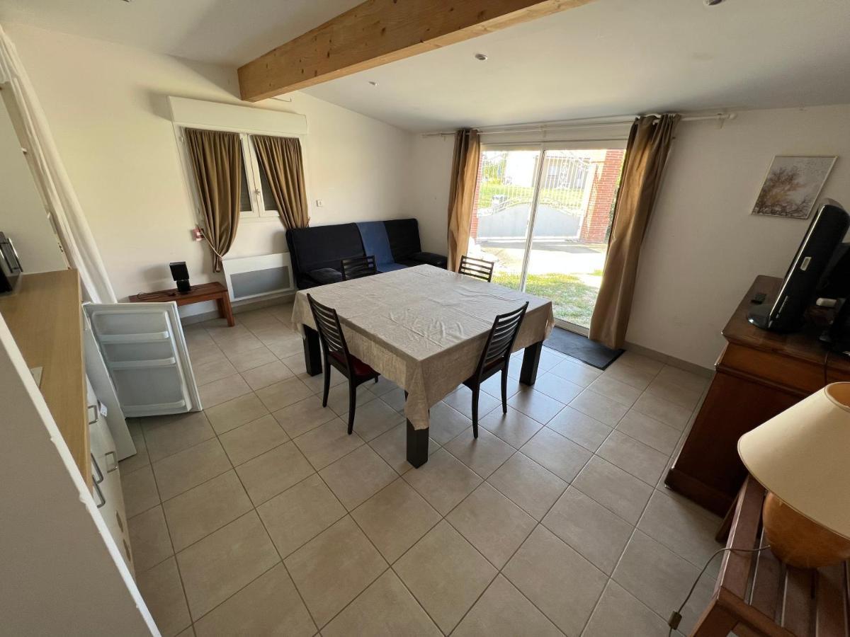 Chambre D'Hote Les Murailles Auterive  Exteriör bild